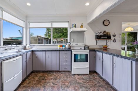 Photo of property in 28 Kakapo Street, Waikiwi, Invercargill, 9810