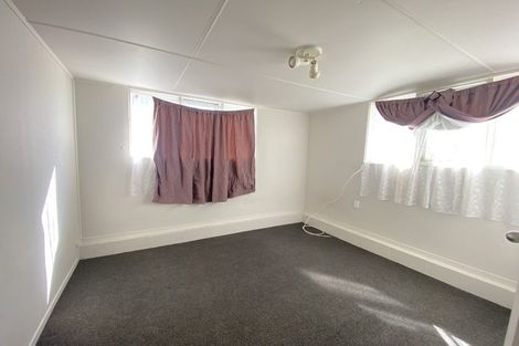 Photo of property in 8 Sabot Place, Massey, Auckland, 0614