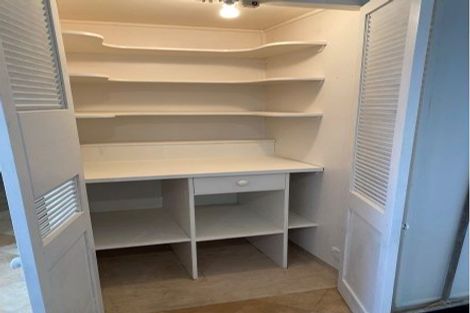 Photo of property in 135 View Road, Sunnyvale, Auckland, 0612