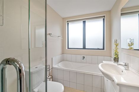 Photo of property in 51 Kirkwood Avenue, Upper Riccarton, Christchurch, 8041