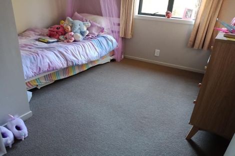 Photo of property in 8 Aratika Grove, Stokes Valley, Lower Hutt, 5019