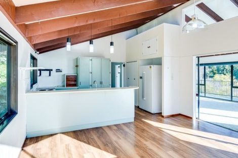 Photo of property in 27 Burns Road, Hospital Hill, Napier, 4110