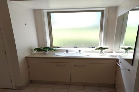 Photo of property in 188a Henderson Valley Road, Henderson, Auckland, 0612