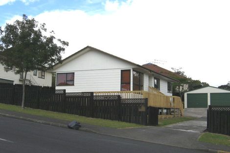 Photo of property in 6 Holmes Drive South, West Harbour, Auckland, 0618