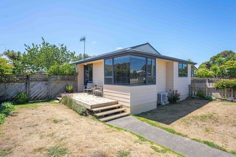 Photo of property in 35a Donovan Road, Paraparaumu Beach, Paraparaumu, 5032