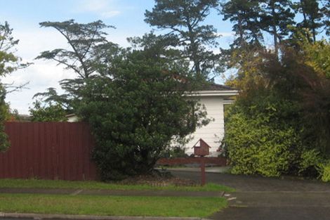 Photo of property in 155 Aviemore Drive, Highland Park, Auckland, 2010