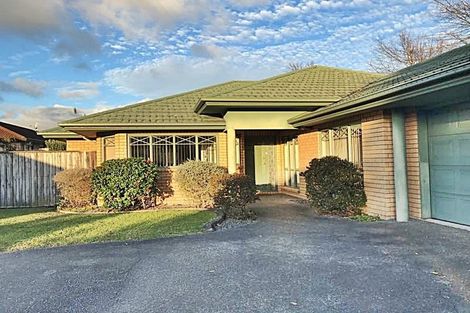 Photo of property in 6 Aaronville Way, East Tamaki, Auckland, 2016