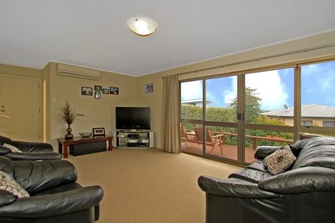 Photo of property in 34 Waikite Road, Welcome Bay, Tauranga, 3112