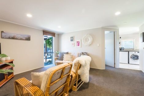 Photo of property in 1097 Papamoa Beach Road, Papamoa Beach, Papamoa, 3118