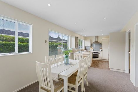 Photo of property in 439 Te Moana Road, Waikanae, 5036