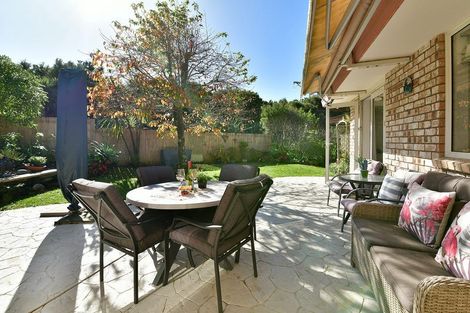 Photo of property in 9 Robinia Place, Snells Beach, 0920