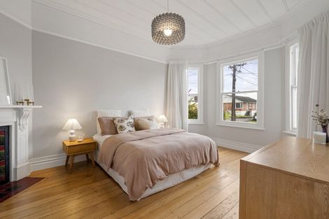 Photo of property in 46 Belle Vue Avenue, Northcote Point, Auckland, 0627