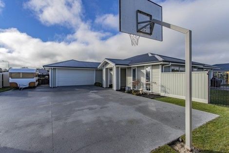 Photo of property in 33 Tripoli Street, Rangiora, 7400