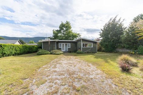 Photo of property in 36 Home Street, Manapouri, 9679
