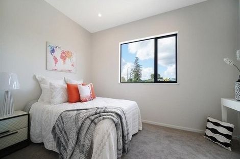 Photo of property in 9 Farranfore Road, Opaheke, Papakura, 2113