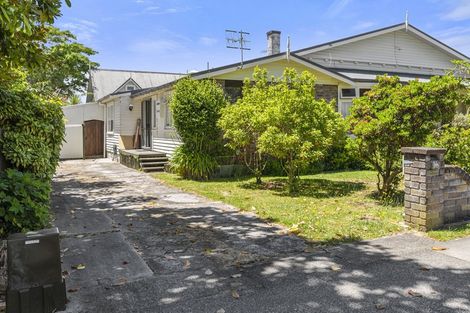 Photo of property in 19 Carnot Street, Glenholme, Rotorua, 3010