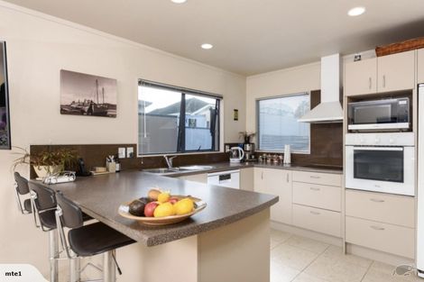 Photo of property in 4b Valley Road, Mount Maunganui, 3116