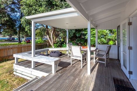 Photo of property in 1 Manaia Road, Tairua, 3508