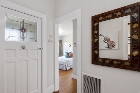 Photo of property in 12 Ngataringa Road, Devonport, Auckland, 0624