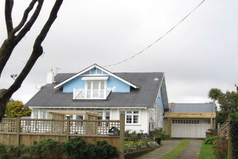 Photo of property in 14 Wakefield Street, Welbourn, New Plymouth, 4310
