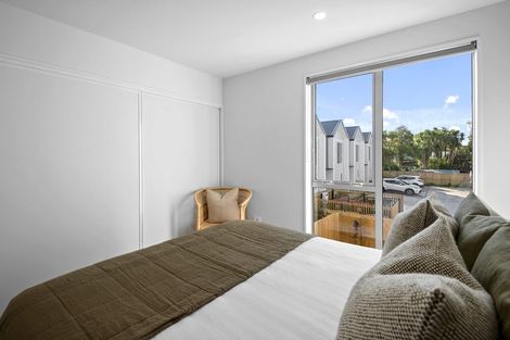 Photo of property in 2/21 Linwood Avenue, Linwood, Christchurch, 8011