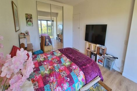 Photo of property in 11 Fenton Terrace, Cockle Bay, Auckland, 2014