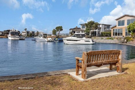 Photo of property in 1 Lanyard Place, One Tree Point, 0118