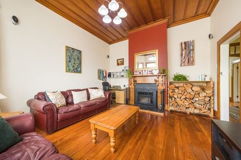 Photo of property in 39 Manson Street, Terrace End, Palmerston North, 4410