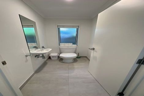 Photo of property in 72 Manuel Road, Silverdale, 0932