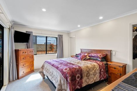 Photo of property in 10 Burnfield Way, Levin, 5510