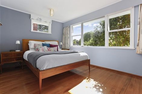 Photo of property in 39 Tahi Terrace, Glen Eden, Auckland, 0602