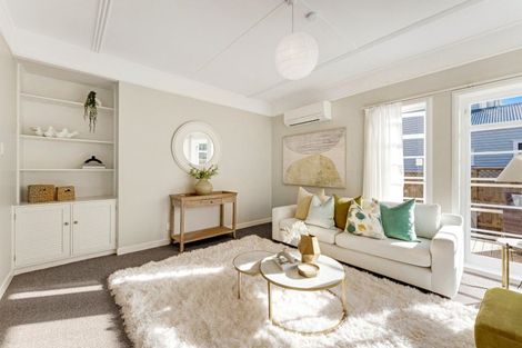 Photo of property in 13 Horotutu Road, Greenlane, Auckland, 1061