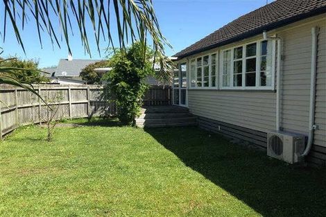 Photo of property in 1068 Heaphy Terrace, Fairfield, Hamilton, 3214