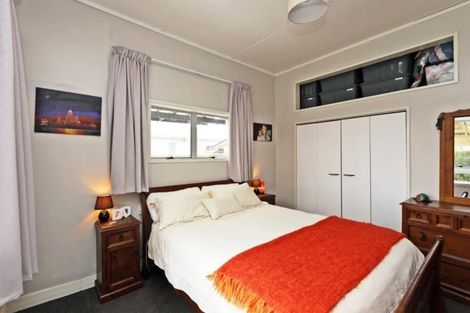 Photo of property in 211 Park Road North, Parkvale, Hastings, 4122