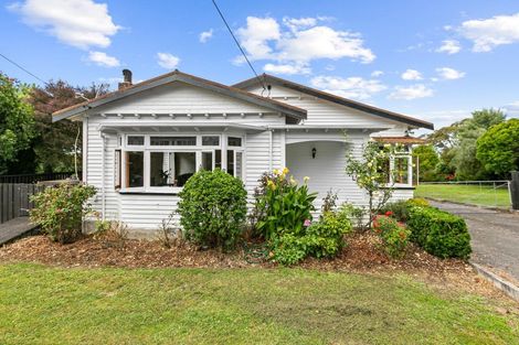 Photo of property in 31 Domain Road, Waipawa, 4210