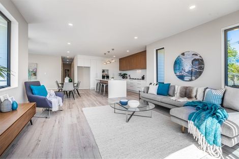 Photo of property in 21 Vogwill Road, Kumeu, 0810