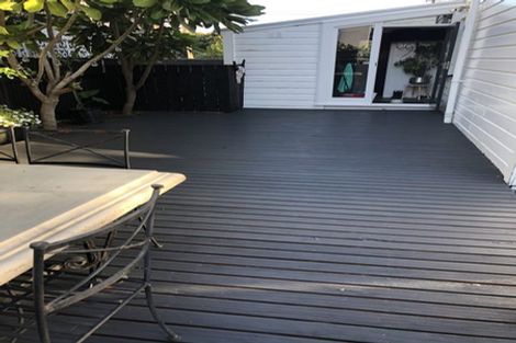 Photo of property in 24 Brassey Road, Saint Johns Hill, Whanganui, 4500