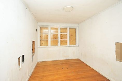 Photo of property in 105 Currie Street, Thames, 3500