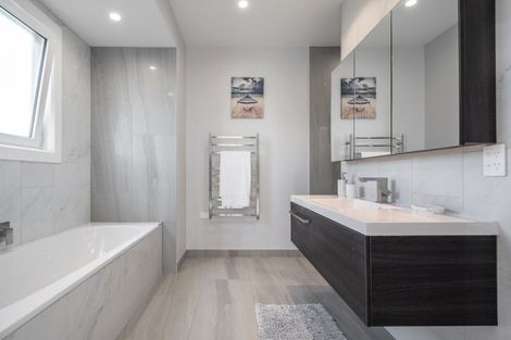 Photo of property in 1 Moemoea Place, Cambridge, 3434