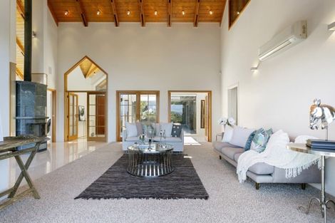 Photo of property in 3 Whakamoenga Point, Acacia Bay, Taupo, 3385