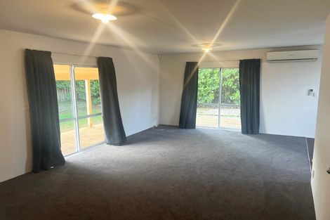 Photo of property in 12 Volta Place, Clendon Park, Auckland, 2103