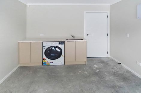 Photo of property in 3 John Reynolds Square, Hutt Central, Lower Hutt, 5010