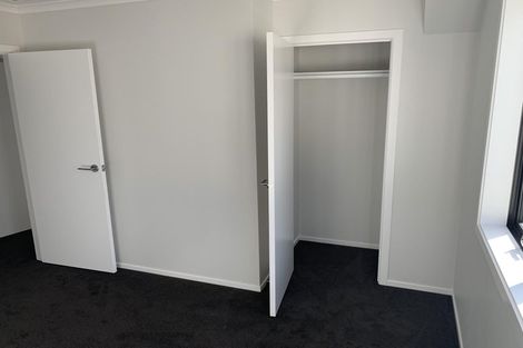 Photo of property in 91c Whites Line East, Waiwhetu, Lower Hutt, 5010