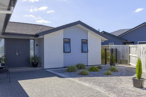 Photo of property in 32 Huka Heights Drive, Rangatira Park, Taupo, 3330