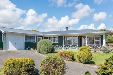 Photo of property in 311 Te Moana Road, Waikanae, 5036