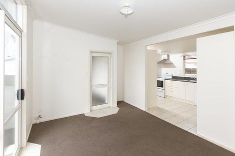 Photo of property in 8a Snead Place, Hamilton East, Hamilton, 3216