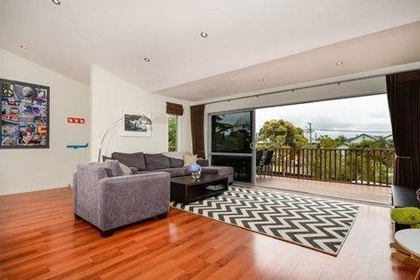 Photo of property in 61 The Terrace, Herald Island, Auckland, 0618