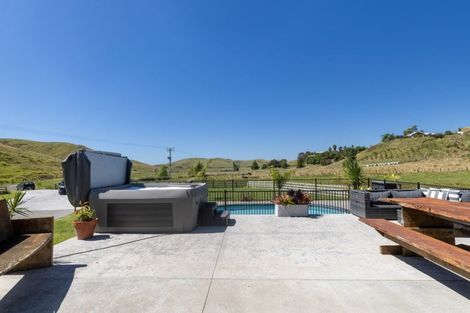 Photo of property in 224 Seafield Road, Eskdale, Napier, 4182