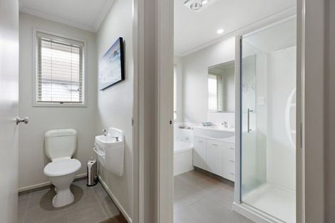 Photo of property in 99 Longview Drive, Papamoa Beach, Papamoa, 3118