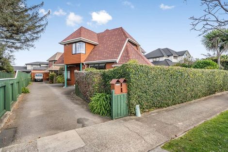 Photo of property in 50 Copeland Street, Hutt Central, Lower Hutt, 5011